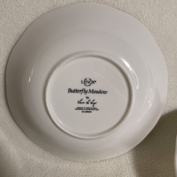 Lenox China BUTTERFLY MEADOW 5 Fruit Dessert Bowls - Picture 5 of 7